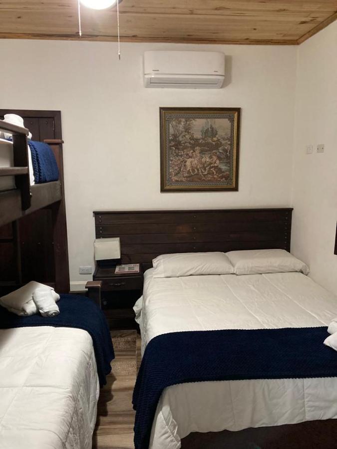 Boutique Colonial *