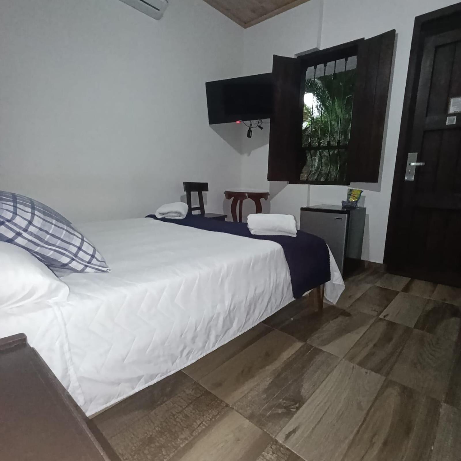 Boutique Colonial * Cartago